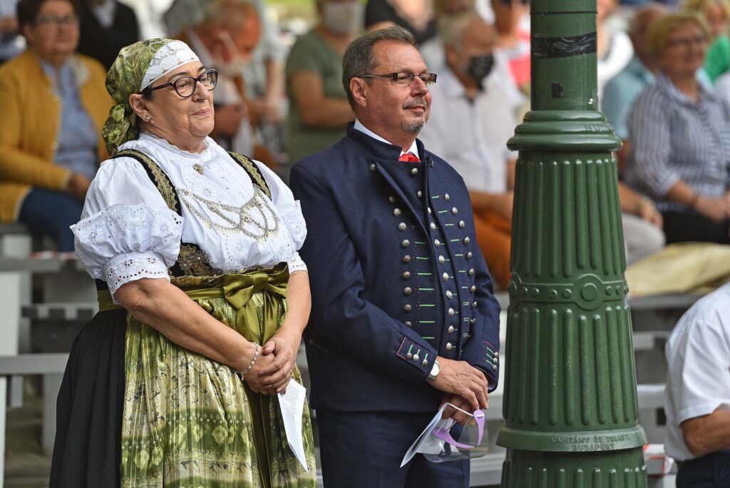 Na zdjęciu Renata i Edward Postawny, starostowie Jaworzańskiego Września 2019 i 2020